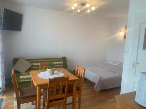 Apartament i pokoje gościnne Danuta