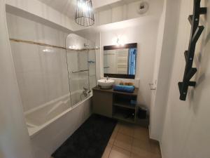 Appartements T3 Le Lou-Piscine & Parking - 5min des thermes : photos des chambres