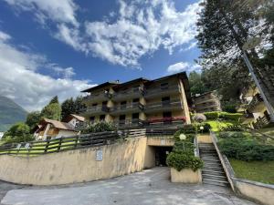 074 Bilocale Mansarda, Giustino