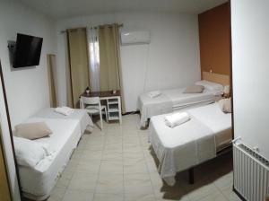Basic Triple Room with Shared Bathroom room in Casa Palacio del Hielo