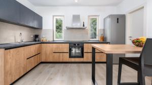 Villa Oliveti by Villas Holiday