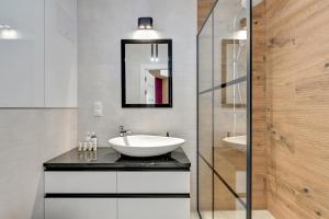 Downtown Apartments Sea View Letnica Tower