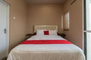 RedDoorz @ Jalan Srikandi Pekanbaru