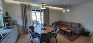 Vila Galadusis prie ežero - Gražuliai