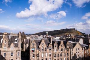 80 High St, The Royal Mile, Edinburgh EH1 1TH, Scotland.