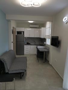 SKG Central Deluxe Studios