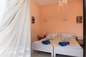 Avra Apartments