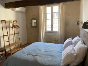 Maisons d'hotes Maison Lantin : Chambre Double avec Salle de Bains Privative Séparée