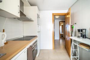 Comfortable First Floor Apartment with Views to the 18th Green - AO311LT