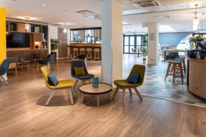 Hotels Holiday Inn Lyon Vaise, an IHG Hotel : photos des chambres