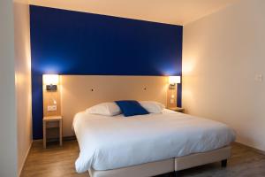 Hotels Hotel De La Gare : photos des chambres