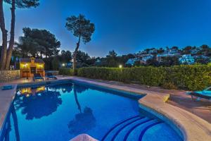 Villa Cambra by Villa Plus