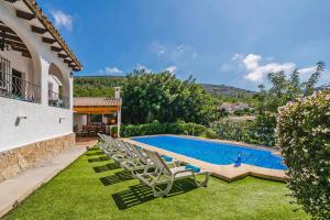 Villa Jaume by Villa Plus