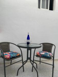 TRES habitaciones privadas 4huéspedes 4huéspedes 2huéspedes piso a compartir