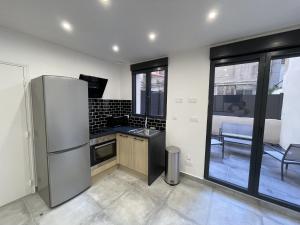 Appartements Marseille : Appartement T2 avec terrasse : photos des chambres