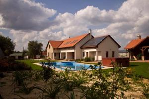 Pensionas T&ouml;k-J&oacute; Vend&eacute;gh&aacute;z G&ouml;ncruszka Vengrija