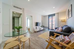 Malaga Old Town Pool & Parking