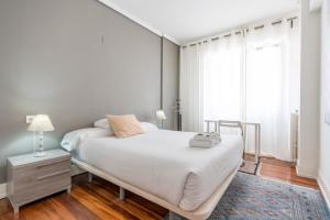 Ibarrola Apartment by People Rentals