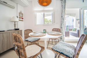 Spectacular and Stylish 2 Bed Aparment - AA1711LT