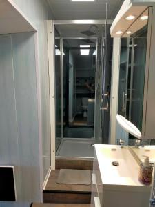 Appartements Au bord de l'eau a ConcarnOLoc : photos des chambres