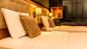 Family Room with Sea View room in Aselia Hotel Trabzon