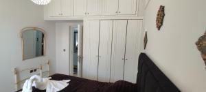 Ixian House Apartment