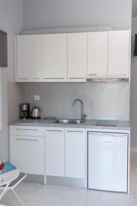 Marys Studios & Apartment