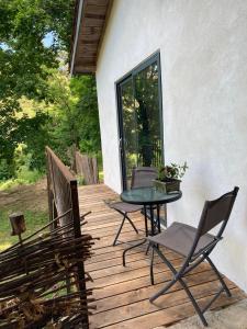 Sejours chez l'habitant EcoVacances a la Ferme Le Pouget - Le Studio : photos des chambres