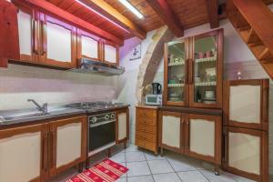 Casetta con piscina fra Catania e Siracusa