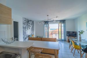 Appartements Down Center - Incroyable vue mer proche plage : photos des chambres