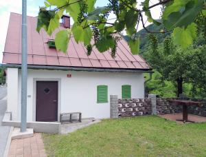 počitniška hiška MEDVEJKE