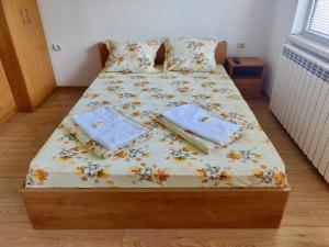 Triple Room with Mountain View room in Pamir Guest House