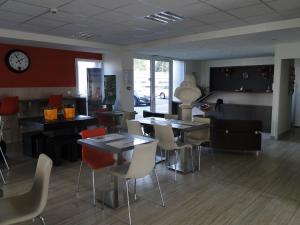 Hotels The Originals Access, Hotel Cholet Gare : photos des chambres