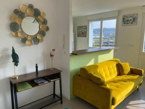 Appartements Superbe appartement avec vue panoramique sur Mers : photos des chambres