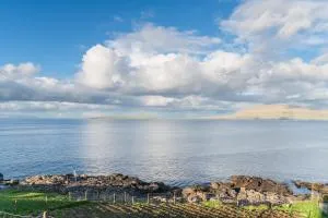 3 Bedroom Apartment / Great Sea View / Quiet - Skálavík