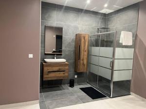 Belle appartement avec parking gratuit