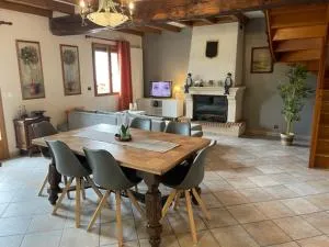 La maison de Célestine - La Queue-dʼHaye