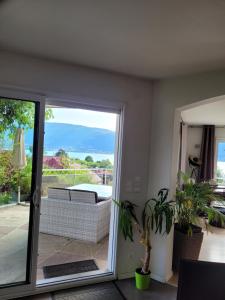 Villas Beautiful property in front of Annecy Lake : photos des chambres