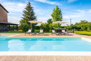 Casa delle Noci country house, pool & SPA