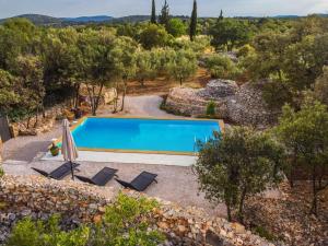 Holiday Estate 