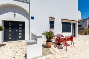 Apartments Cukar 