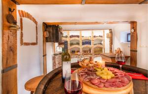 Beautiful Home In Mokronog With Sauna 