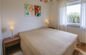 3 Bedroom Lovely Home In Bunkeflostrand