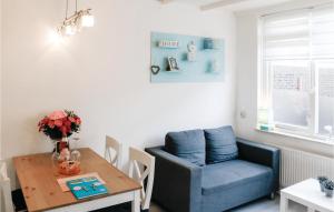 Lovely Home In Egmond Aan Zee With Wifi