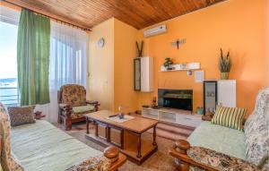 Stunning Apartment In Kraljevica With 3 Bedrooms And Wifi