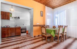 Stunning Apartment In Kraljevica With 3 Bedrooms And Wifi