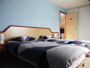 Maisons de vacances Maison charmante proches plages - 9 pers. - jardin, velos, calme - Arzon - FR-1-639-22 : photos des chambres