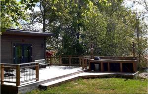 Lovely Home In Värnamo With Wifi