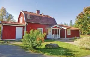 Cozy Home In Orrefors With Lake View - Kättilstorp