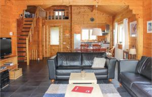 3 Bedroom Cozy Home In Sint-Annaland